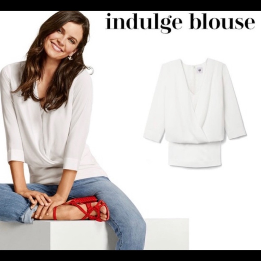 ❤️White Blouse. Lightweight, flattering